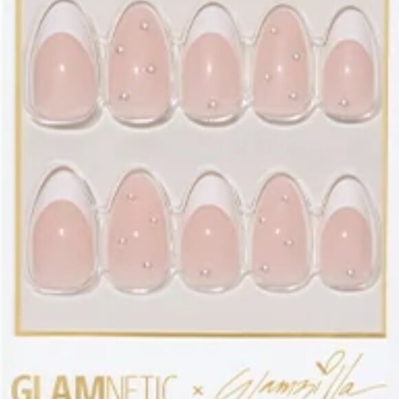NWT - in unopened box - set of 2 GLAMNETIC x GLAMZILLA - Picture 5 of 8